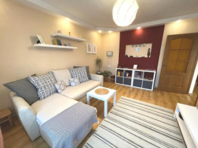 Cozy Home Apartment Lielvardes, free parking, self check-in, Riga